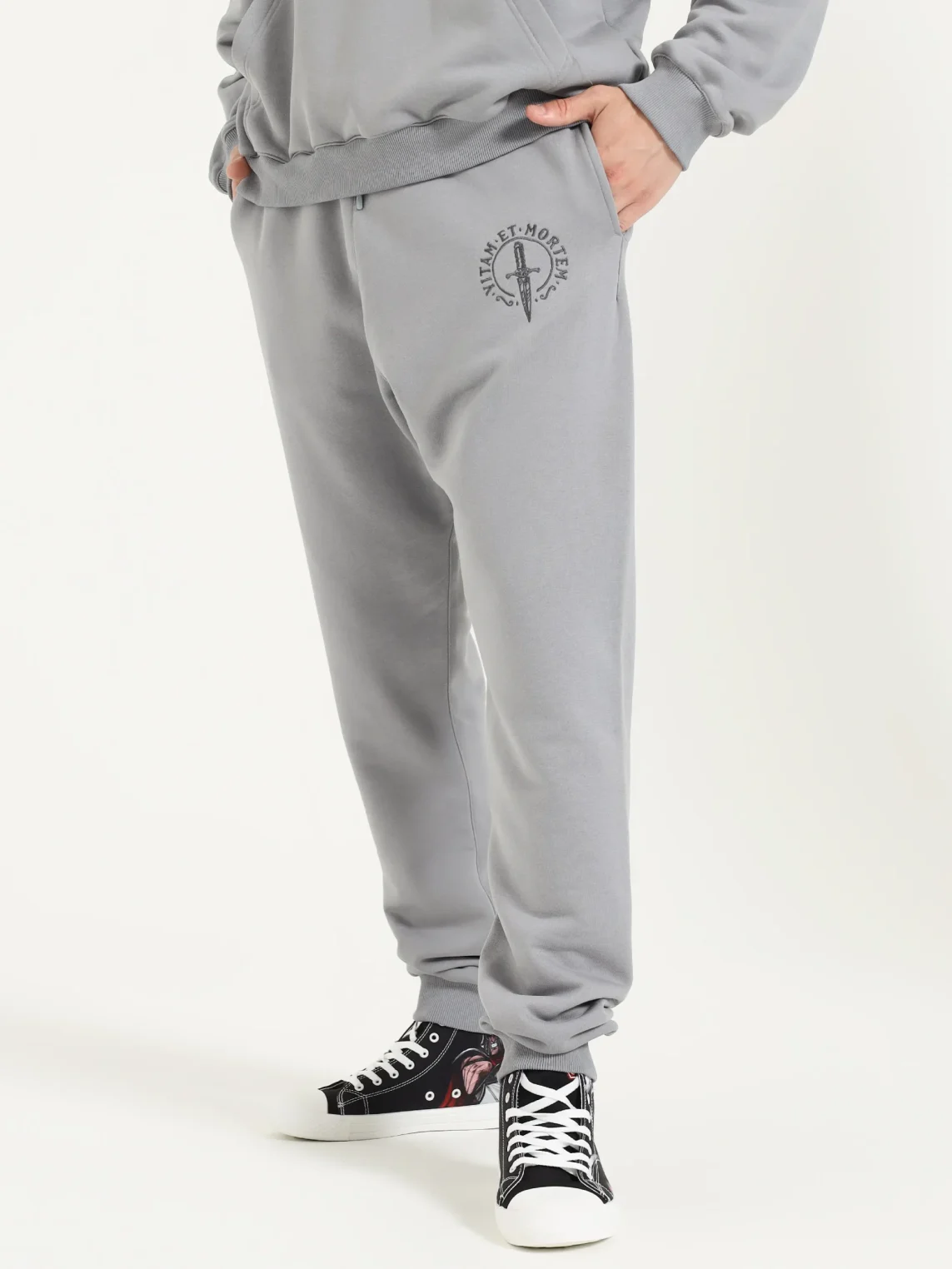 462A1002