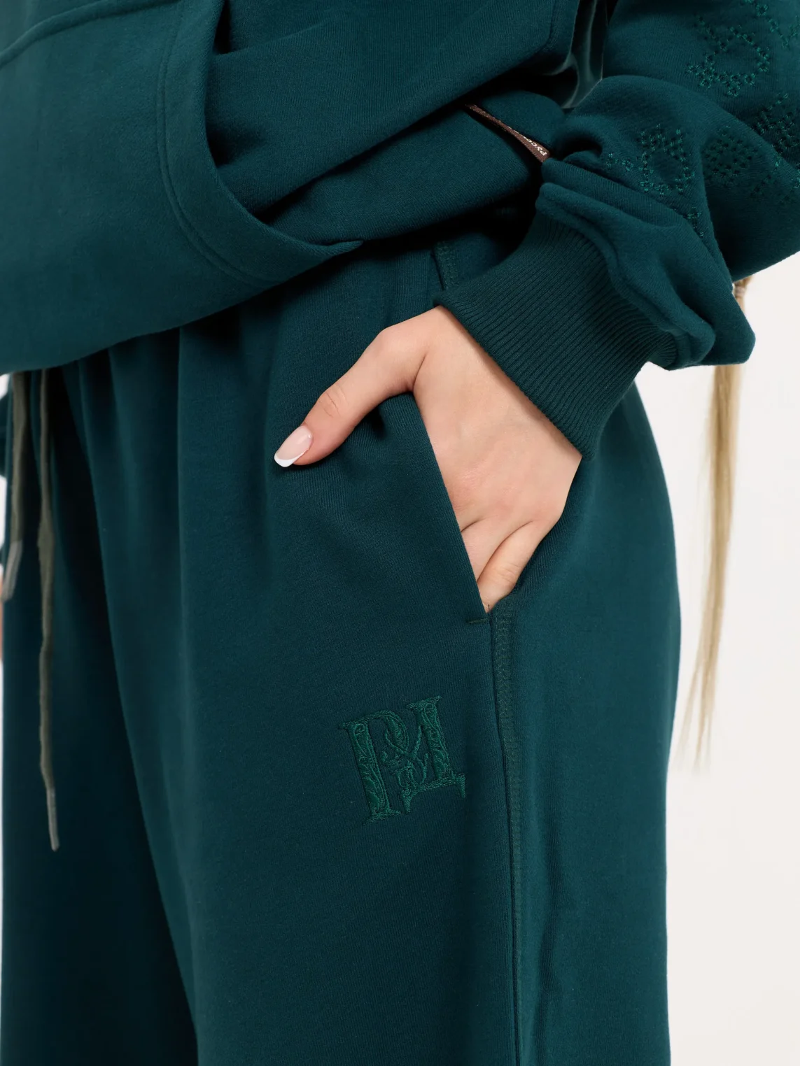 462A1824